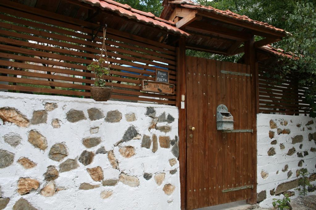 Guest House Kamenik Яґодіна Екстер'єр фото