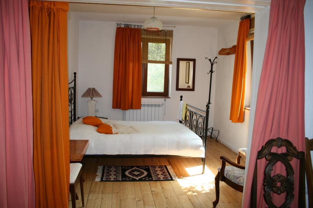 Guest House Kamenik Яґодіна Номер фото