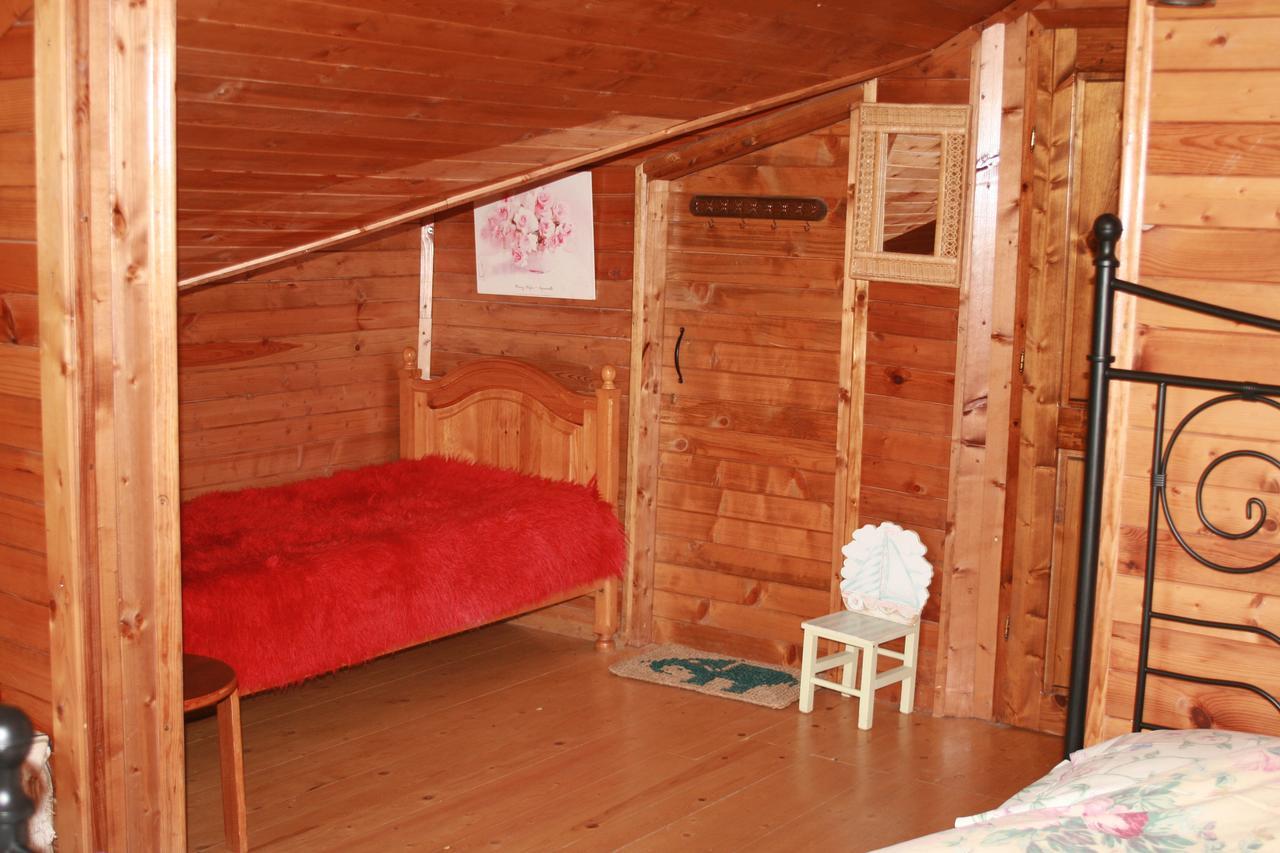 Guest House Kamenik Яґодіна Екстер'єр фото