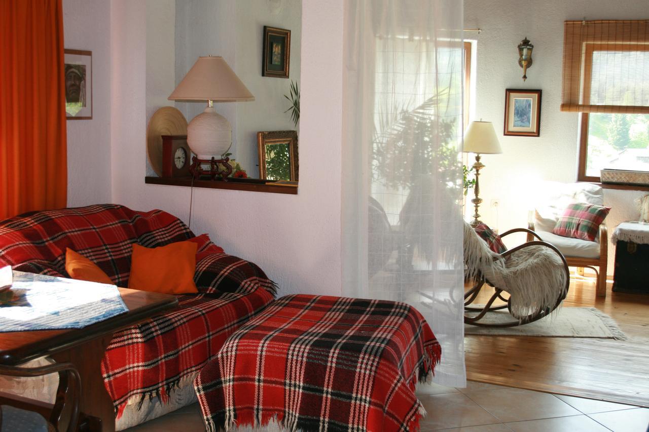 Guest House Kamenik Яґодіна Екстер'єр фото